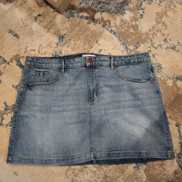 Lane Bryant Skirts Womens Lane Bryant Denim Skirt Size 2 Poshmark